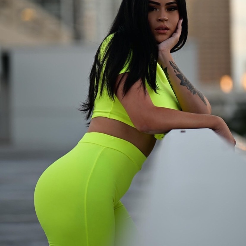 🆕 Neon Shorts Spandex Set 🆕 - Picture 6 of 6